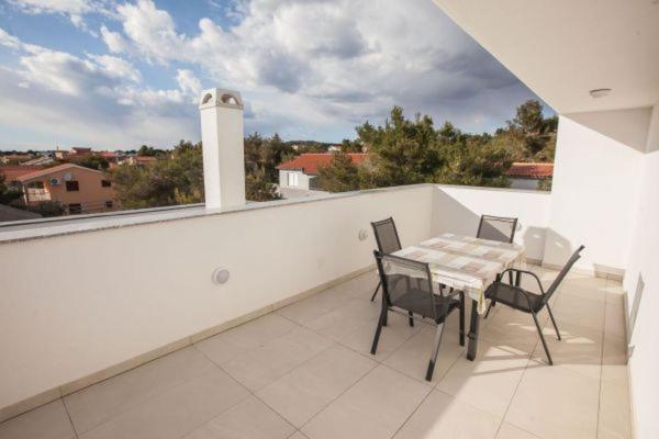 Franc S Apartment *